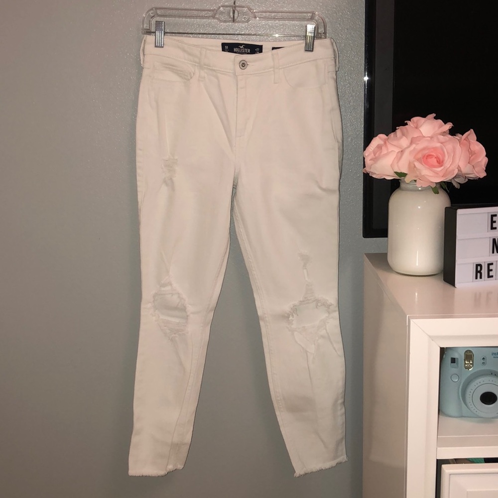 white hollister jeans